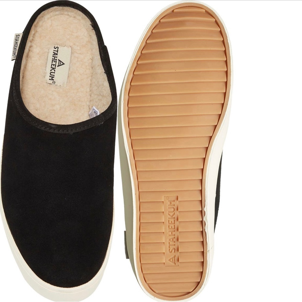 Staheekum Slippers